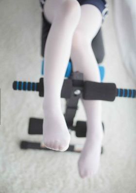 美丽的姑娘高清中文版