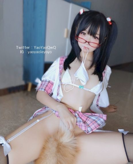 紧身裙女教师在线观看