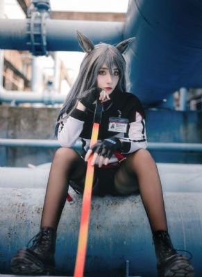 少女遇阿姨